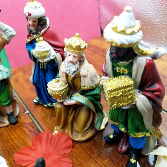 Christmas Nativity Scene Set Figures Polyresin Figurines Baby Jesus 11PCS SET - Picture 3 of 12